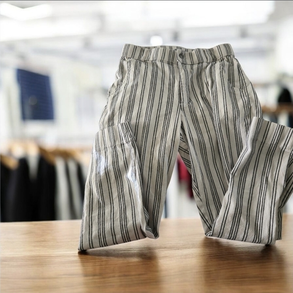 4/$15 Striped Black and White Women's Pants Hollister Linen Crunchy Sustainable